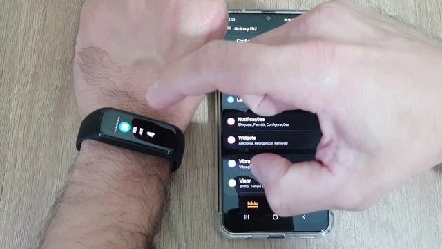Como Controlar Músicas Pela Smartband Samsung Galaxy Fit2 смотреть онлайн