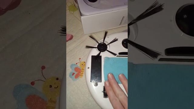 Робот- пылесос с AliExpress окт. 2020г.