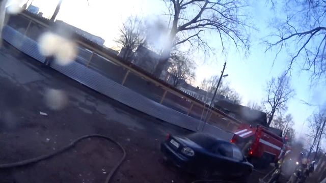 Тушим барак! Съёмка с двух камер! [Пожарные г. Ижевска] IZHfirefighters XIV смотреть онлайн