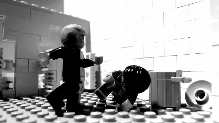 Джеймс Бонд - боевик в стиле LEGO смотреть онлайн