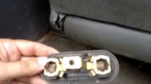 Нюансы при установке,раздвижного контактного выключателя в заднюю дверь УАЗ-452 .