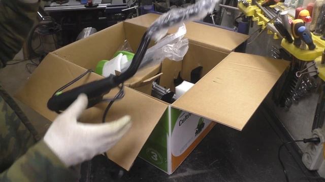 Аккумуляторный гайковёрт и садовый инструмент GREENWORKS ! смотреть онлайн