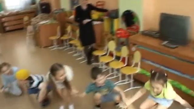 Петрушка в детском саду! День рождения! смотреть онлайн