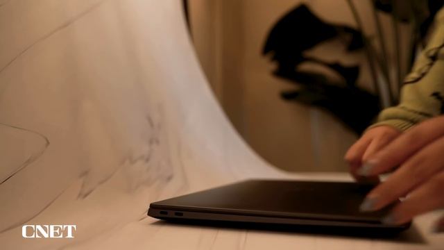 Dell Overhauls Its XPS Laptops and Redesigns the Alienware m16 for CES 2024 смотреть онлайн