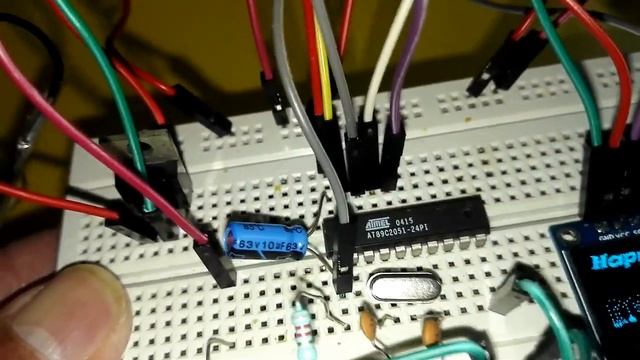 89C2051 Based New Year Animated Graphics on OLED Display смотреть онлайн
