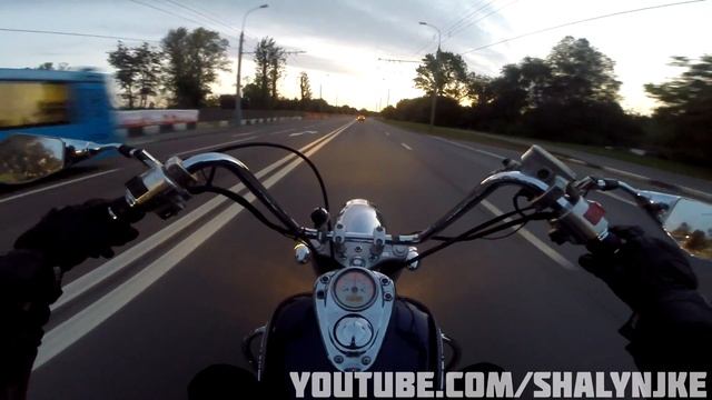 Honda Shadow 750 Night Moscow Driving смотреть онлайн