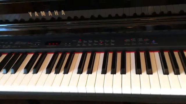 Yamaha Clavinova CLP-430 смотреть онлайн