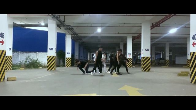 Stray Kids "Back Door" Dance Practice Video by Frhythm Boys смотреть онлайн