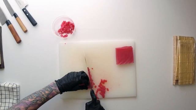 Digital Food :: Разделка тунца, нарезки для роллов и суши (из курса сушиста) смотреть онлайн