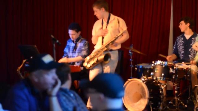 The Collective Jazz Project - Minor Blues (cover) смотреть онлайн