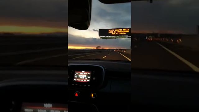 Возвращаемся в Пескару) 30 декабря 2017 г. смотреть онлайн