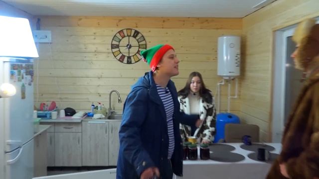 100 Часов Зимой в Деревне! смотреть онлайн