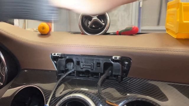 Removal radio Mercedes CLA 45 AMG model 2014 Installation Android radio Navigation System . смотреть онлайн