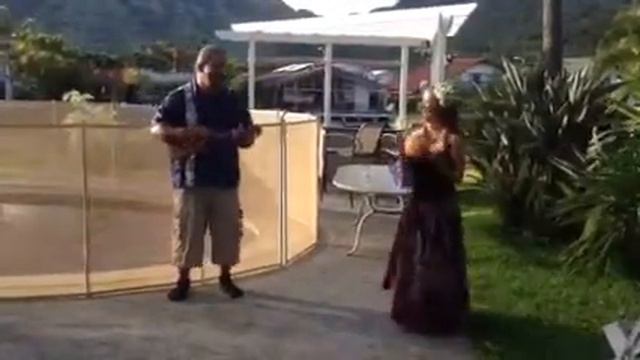 Ukulele Musician and Hula Dancer part two 7 24 14 смотреть онлайн