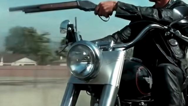 ARNOLD - TERMINATOR 2 HARLEY-DAVIDSON MOTORCYCLE - FAT BOY!!! смотреть онлайн