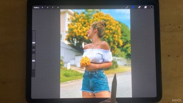 How to remove background in procreate