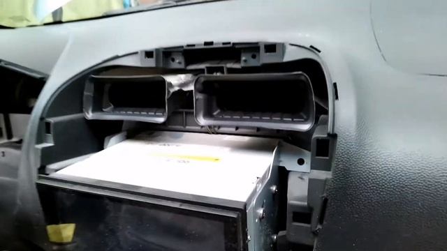 Mitsubishi mirage Aircon cleaning/baklas dashboard Home service смотреть онлайн