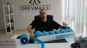 Пластиковый массажер для спины Древмасс. Эффект воздействия сравним с деревянным, а цена дешевле