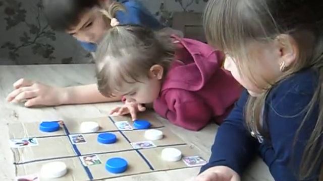 Игра "Крестики-нолики" смотреть онлайн