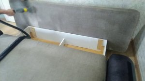 Химчистка дивана пылесосом Karcher