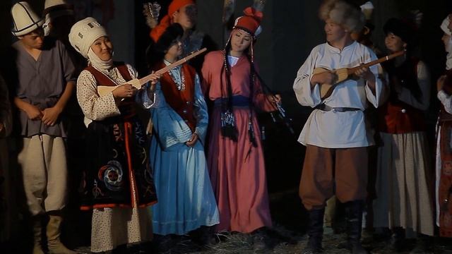 АЙБЕК КАСЫМОВ & АИДА САРТБАЕВА - ТАЛЫМ КЫЗ МЕНЕН КОБОКТУН АЙТЫШЫ смотреть онлайн