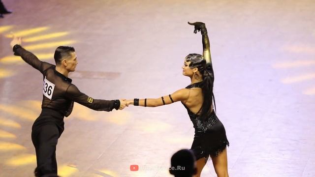 Iakov Predko - Elizaveta Ulianova, Cha-Cha-Cha смотреть онлайн