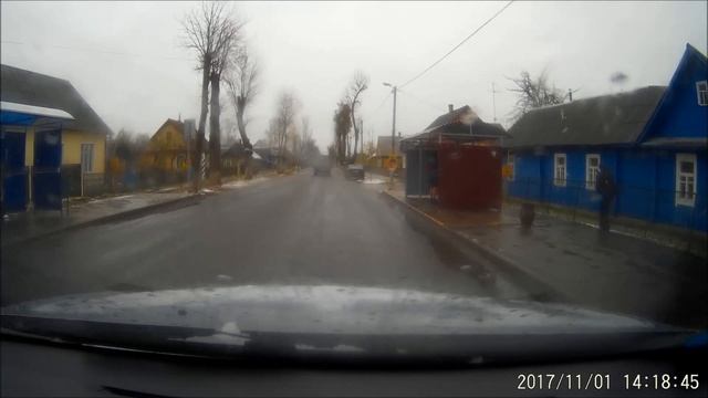 Обходи автобус сзади... . смотреть онлайн