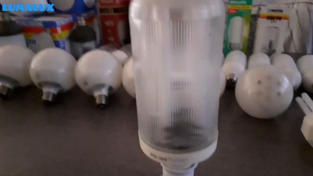 Vidéo spécial 500 abonnés: +40 anciennes lampes fluocompacte/ adaptateurs ferromagnétique. смотреть онлайн