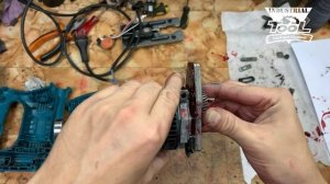 На что обратить внимание при ремонте лобзика Makita 4329