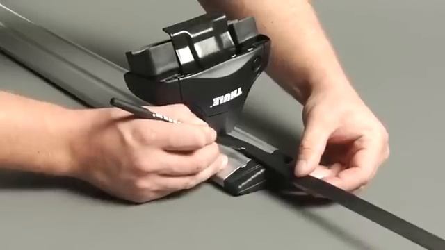 Установка багажника на крышу с упорами Thule 754 смотреть онлайн