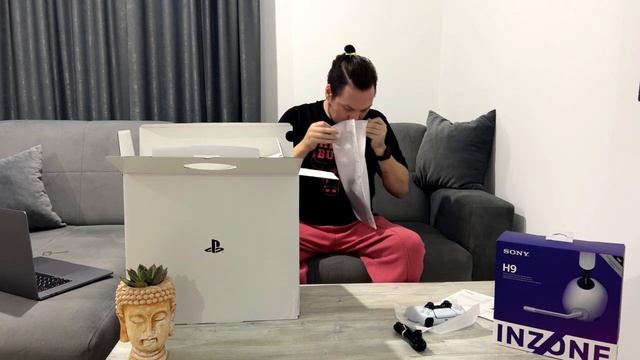 Ps5 анбоксинг по Киприотски смотреть онлайн