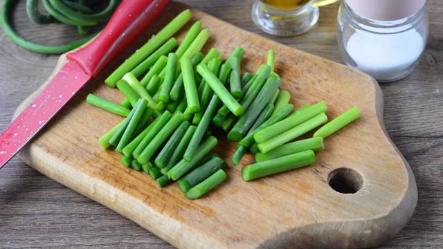 Garlic arrows through a meat grinder for the winter. How to cook recipes at home смотреть онлайн