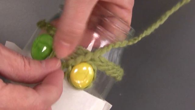 Super Cool Yarn Vase featuring Aleene's Tacky Double-Stick Sheets by EcoHeidi Borchers смотреть онлайн