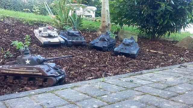 RC Tanks 1:16 with IBU2 Base ,Pro , IBU 3 and one with Standard Taigen. смотреть онлайн