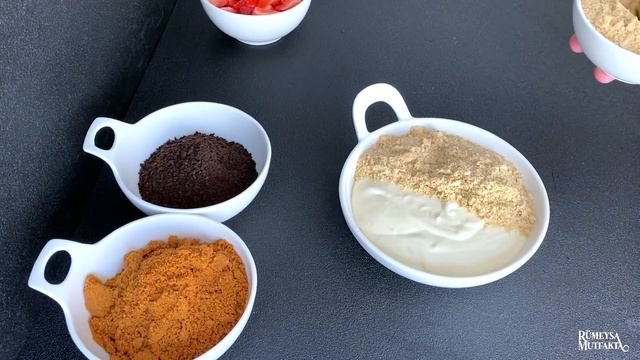 Pratik ve Hafif; Tam Kıvamında Çilekli Muzlu Magnolia | Lotuslu & Oreolu & Bebe Bisküvili Magnolia смотреть онлайн