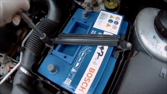 Peugeot 206 1998 - 2009 Time & Date Settings, How To Set Clock Date & Replace Battery On A Peugeot.