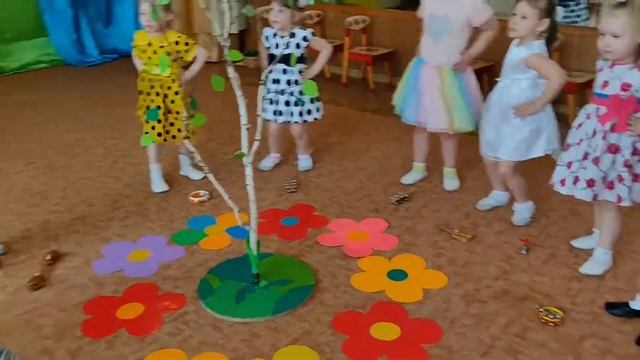 Весенняя пробуждалочка оркестр смотреть онлайн