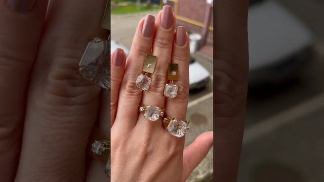 Фаворит Сегодняшнего Дня?Лейко Топазы?Фантазийной огранки?Лимонное Золото?от Ледисамоцвет?585? смотреть онлайн