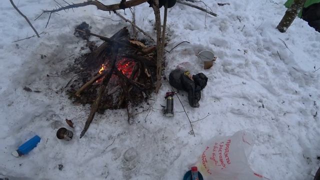 Как не замерзнуть зимой в летней палатке? смотреть онлайн