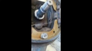 Как заменить и отрегулировать задние тормозные колодки Опель, Авео, Ланос