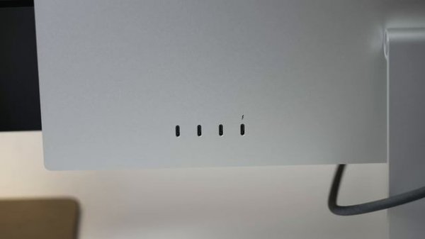 Apple Studio Display vs LG UltraFine 5K?