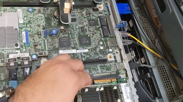 HP Proliant DL365 Gen9 - Install / Replace FlexFabric NIC #hp #homeserver #homelab смотреть онлайн