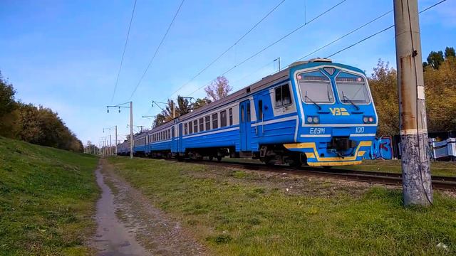 Региональный электропоезд ЕД9М-100 №879Р Киев-Волинский-Славутич смотреть онлайн