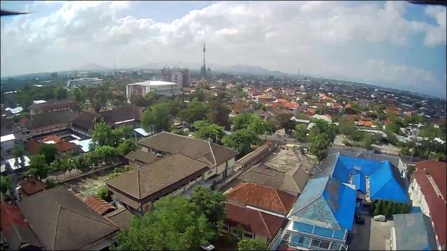 MJX Bugs 4W 2K GPS Indonesia Real Footage!!! :) смотреть онлайн