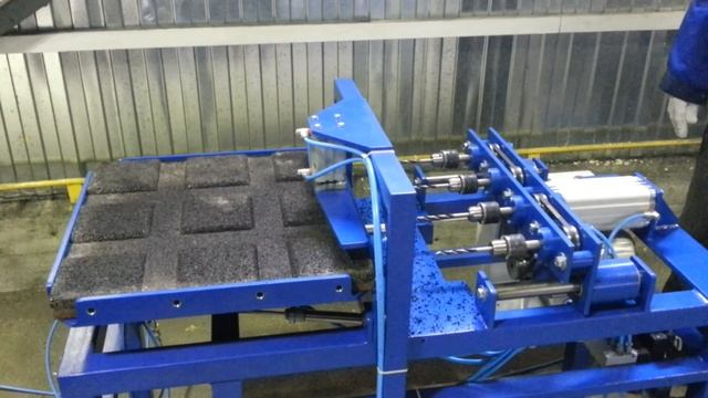 Сверлильный полуавтомат для резиновой плитки смотреть онлайн