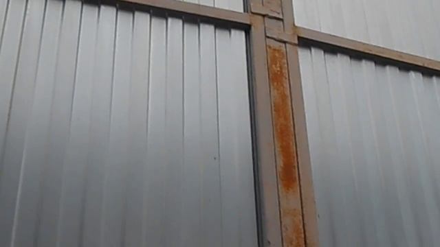 Снег с крыши соседа. Конструкция - Защита от снега, падающего с крыши соседнего дома. смотреть онлайн