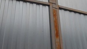 Снег с крыши соседа. Конструкция - Защита от снега, падающего с крыши соседнего дома.