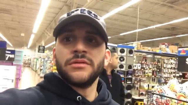 DISNEY WORLD TOY HUNT! TWO FUNKO POP CHASES! Looking for that Hades Chase! смотреть онлайн