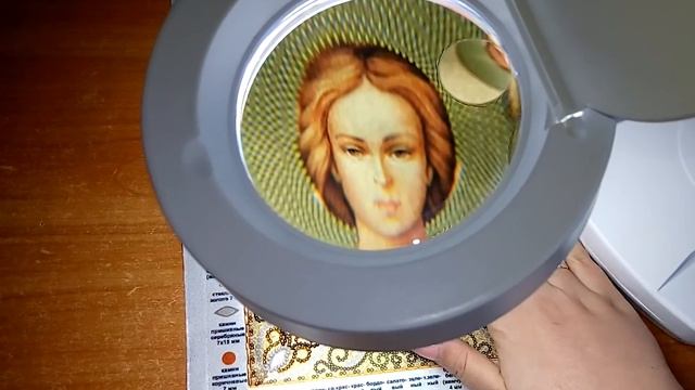Профессиональная лампа-лупа для рукоделия. Первая помощница в вышивке смотреть онлайн