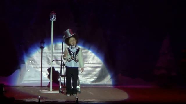 Маленький Фонарщик Читает Стэфания Заровная, 5 лет смотреть онлайн